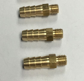 表面処理のないH59真鍮M7X1.0mmのコネクターCNCの機械化プロセス